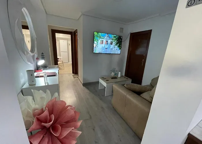 Nueva 1910 Homestay *